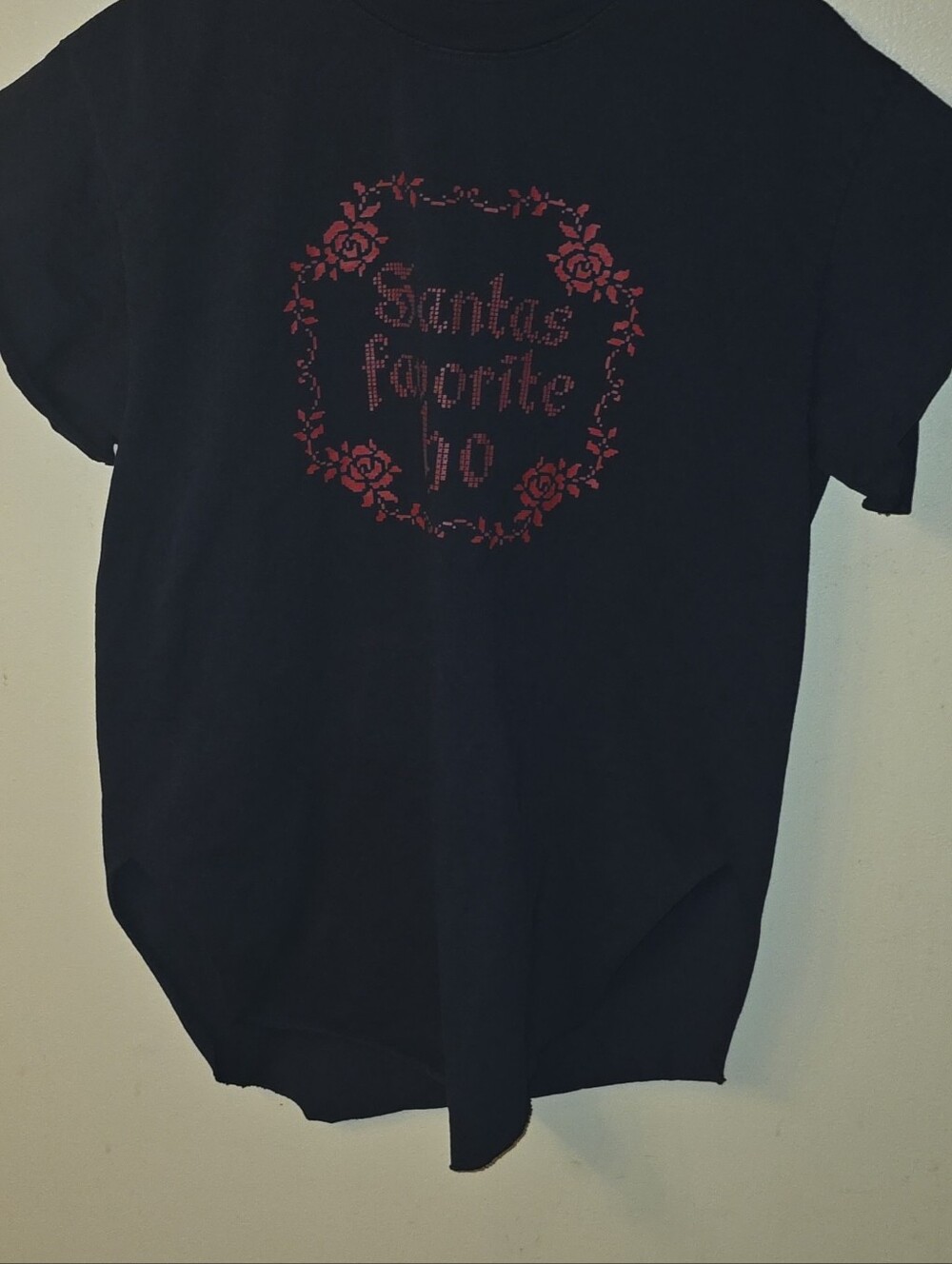 Pebby Forevee Women’s Black Santa Graphic Print Crew Neck Short Sleeve T-Shirt S